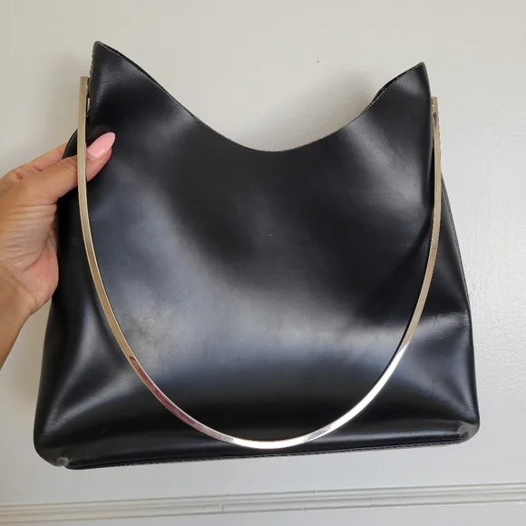 Gucci Leather Handbag - Picture 3 of 15